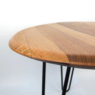 Couchtisch aus altem Weinfassdeckel Ø55cm "Tonner" – Handgefertigt | Rustikal | Nachhaltig