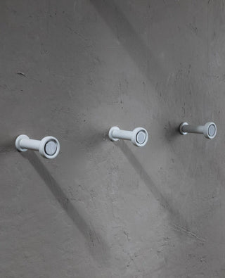 Tiny Silver Wandhaken in Cremeweiß – modernes 3er-Set aus pulverbeschichtetem Metall