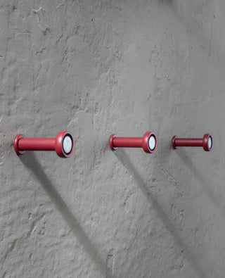 Tiny Silver Wandhaken in Rot – modernes 3er-Set aus pulverbeschichtetem Metall