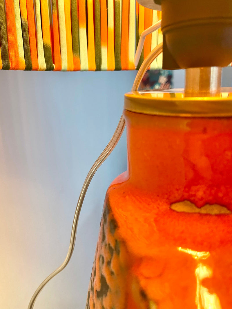 Fat Lava 70er Jahre Tischlampe von S.P. Gerz - mit Pop Weave Schirm — Ansicht 8