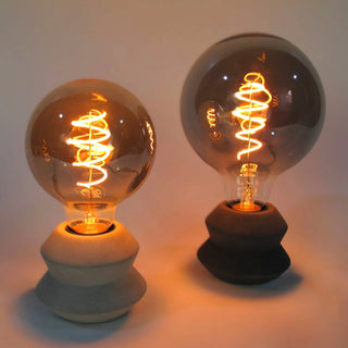 Nyla – Tischlampe aus Beton | Dimmerfunktion | Hochwertiges Design