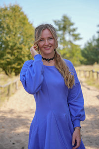 KAYLA Kleid Violet Blue – Bio-Baumwolle, taillenbetont — Ansicht 6