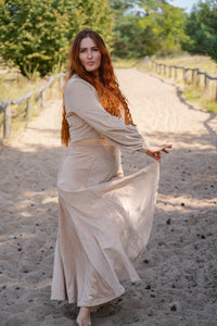 Marleen Crop Pullover Dune – Elegance & Comfort | Waist-length | Balloon Sleeves — Ansicht 3
