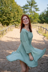KAYLA dress sage green – organic cotton, ruffled hem — Ansicht 2