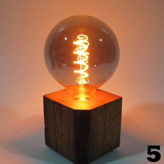 Skumring – Nachttischlampe aus Eichenholz | Handgefertigt | Dimmbare LED | Natürliches Design