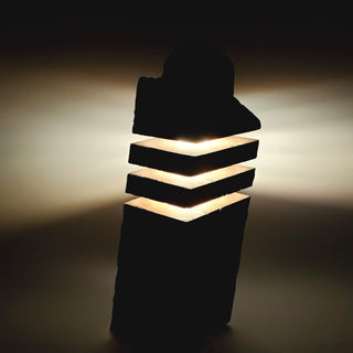 Torn 10 Stehlampe – Designerstück | recyceltes Holz | handgefertigt