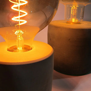 Strokka | Tischlampe Ø14cm aus Beton – Modern | Minimalistisch | Langlebig