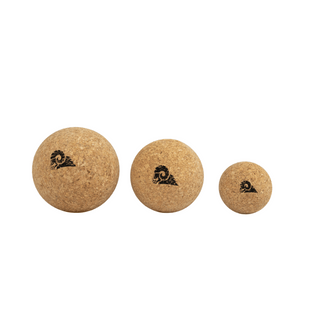 Sustainable cork balls – Effective self-massage | Environmentally friendly, locally produced &amp; versatile