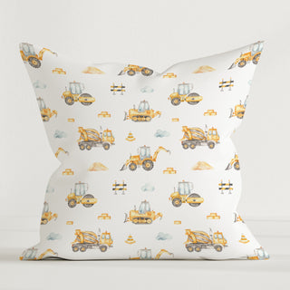 Leslis Kissenhülle „Baustelle“, 40×40 cm, 100% Baumwoll‑Canvas, ohne Füllung, detailreiche Bagger‑ und Kranmotive – robust, weich und ideal fürs Kinderzimmer.
