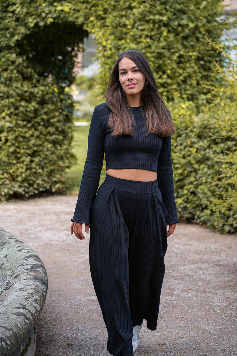 Lya Comfy Pants Black – Bio-Baumwolle High Waist Wide Leg Hose — Ansicht 8
