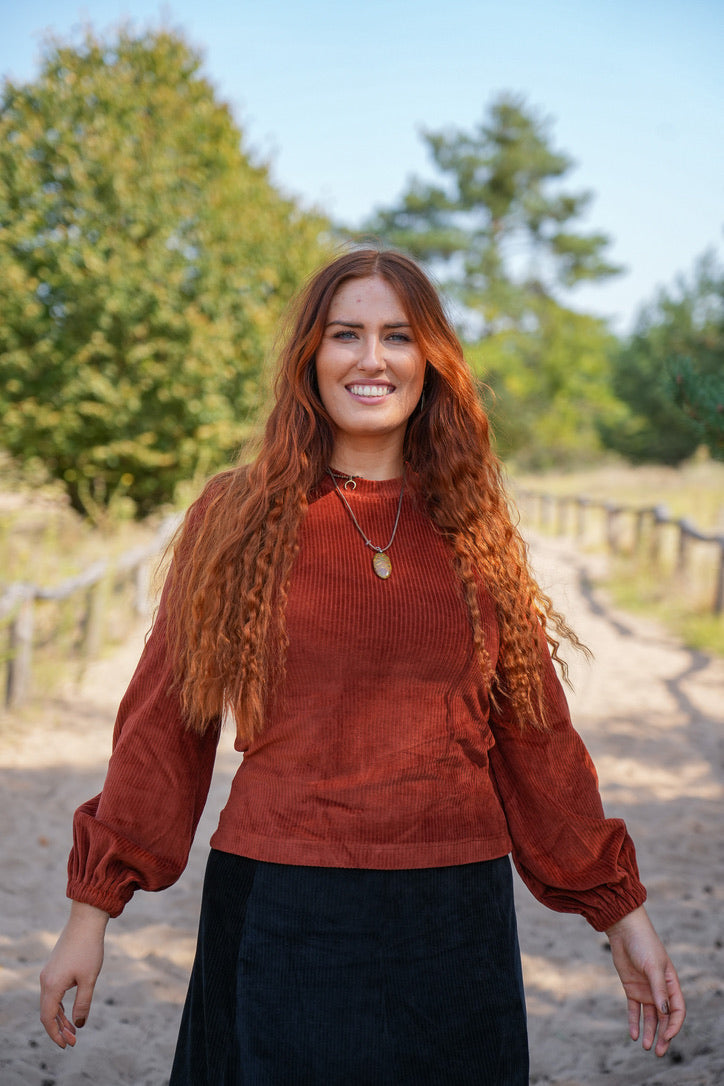 Marleen long jumper sienna – Hip-length jumper | Balloon sleeves | Organic cotton — Ansicht 4