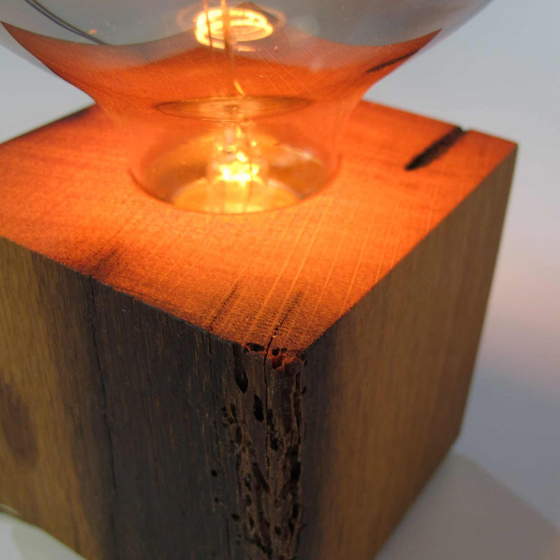Skumring Nachttischlampe Eichenholz 10x10cm handgefertigt — Ansicht 6