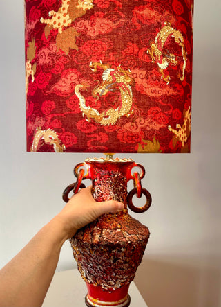 Brutalistische Fat Lava Lampe mit Drachenschirm