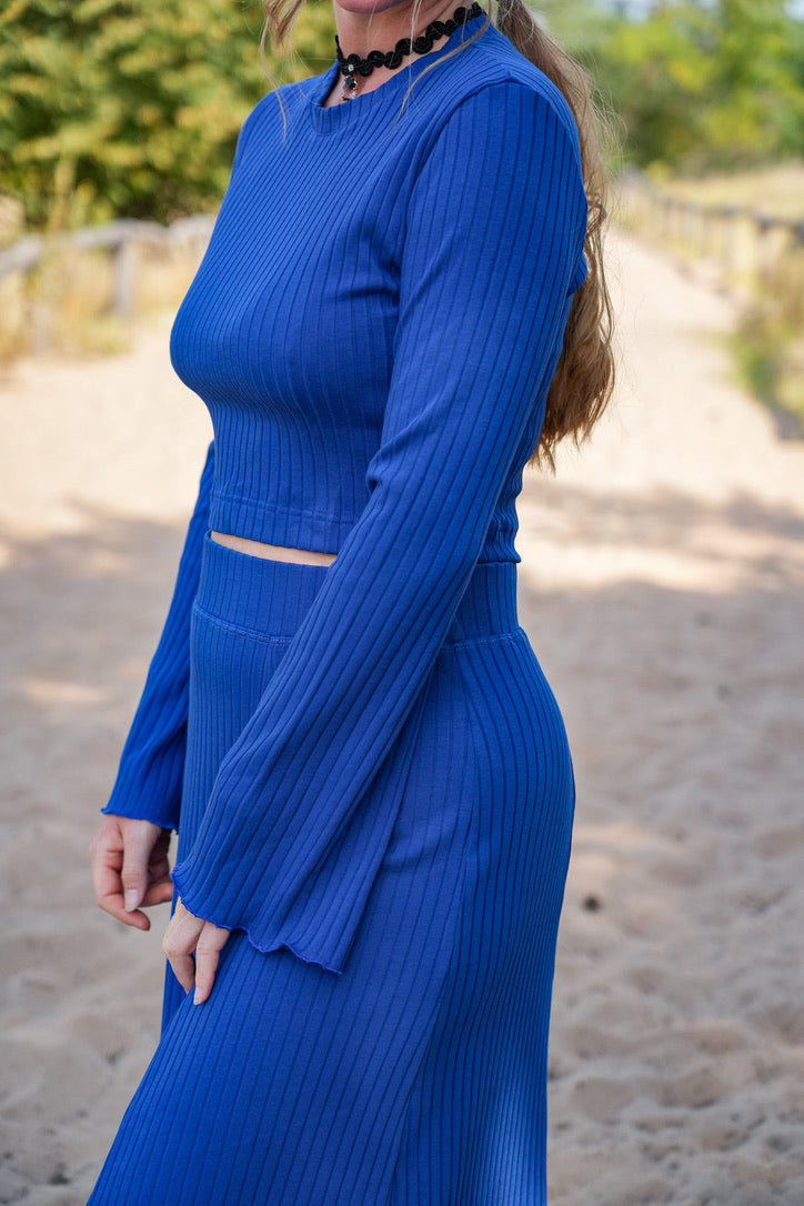 Lya Crop Pullover cobalt blue – Organic Cotton, Trumpet Sleeves, Made in Germany — Ansicht 8