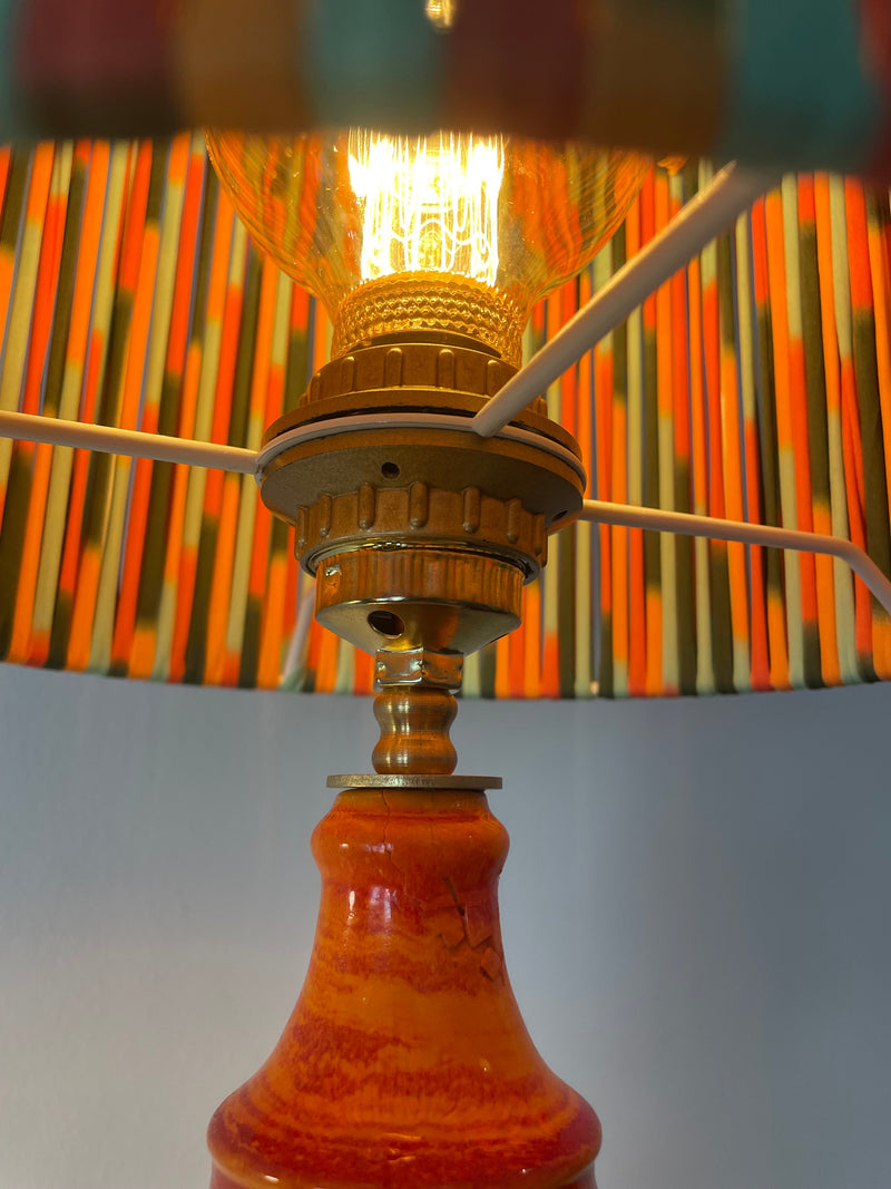 Kleine 70 Jahre Stehlampe mit Pop Art String Schirm — Ansicht 18