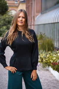 Nayala long black sweater – oversized | elegant | organic — Ansicht 2