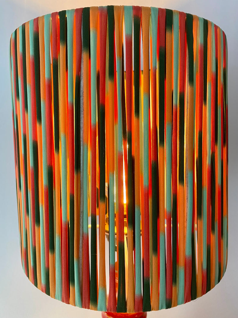 Kleine 70 Jahre Stehlampe mit Pop Art String Schirm — Ansicht 17