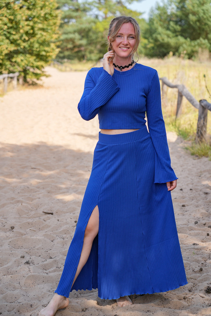 Lya Crop Pullover cobalt blue – Organic Cotton, Trumpet Sleeves, Made in Germany — Ansicht 5