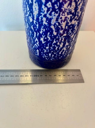 Vintage DDR-Vase als Tischlampe
