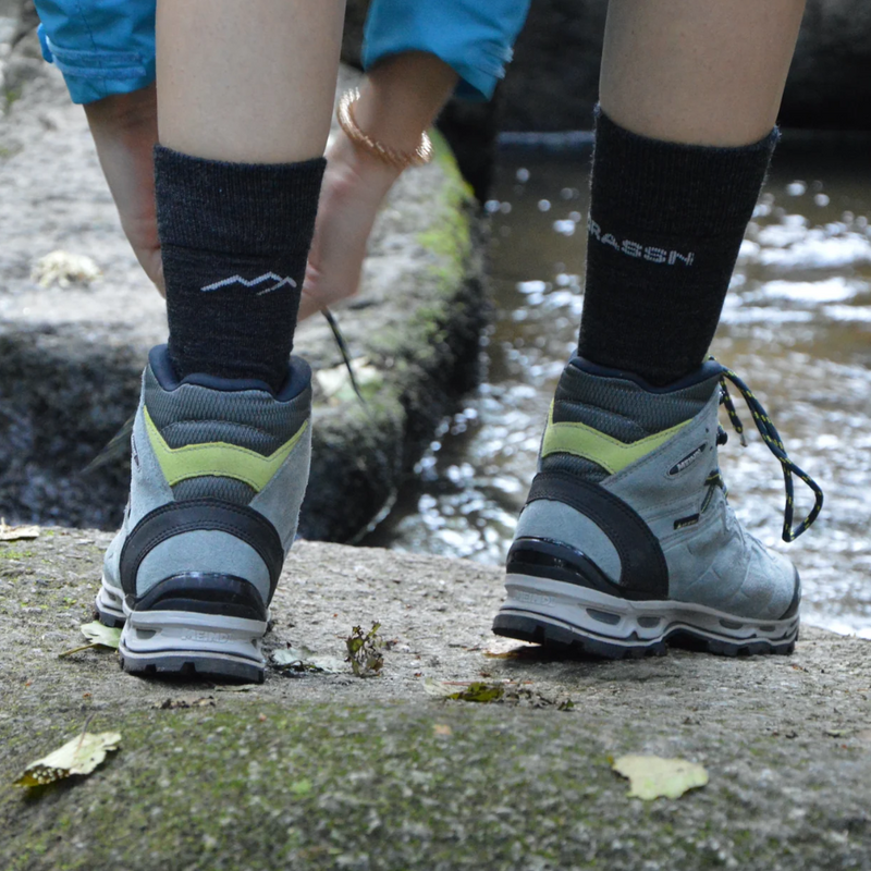 Outdoor-Socken aus Merinowolle – Unisex, anatomisch & rutschfest — Ansicht 12