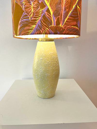 Scheurich Tischlampe aus den 50er Jahren. Upcycling, neuer Schirm, kabellos