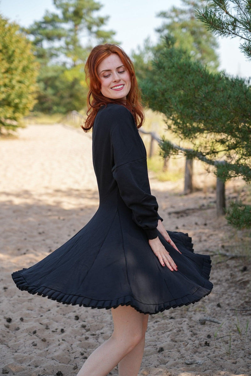 KAYLA Dress Black – Organic Cotton, Balloon Sleeves, Elegant & Casual — Ansicht 3