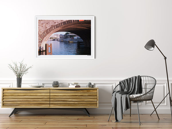 Berlin Under the Bridge – Photo Print Fine Art & Canvas | 6 Größen