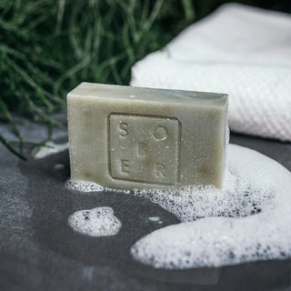Hand & Body Moisturizer Soap Bar – Vegane Clean Beauty | 5 Öle | Amyris-Duft