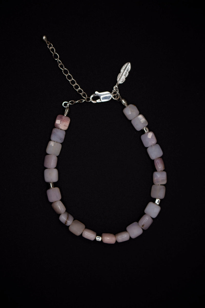Ole Pearl Bracelet – Handcrafted Elegance | 14k Gold & 925 Silver | Pink Opal Pearls — Ansicht 2