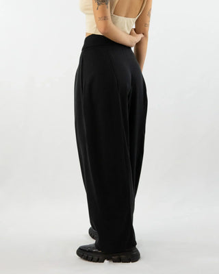 AdoPLI, Bundfaltenhose aus schwerem Tencel | Hoher Bund | Made in Berlin