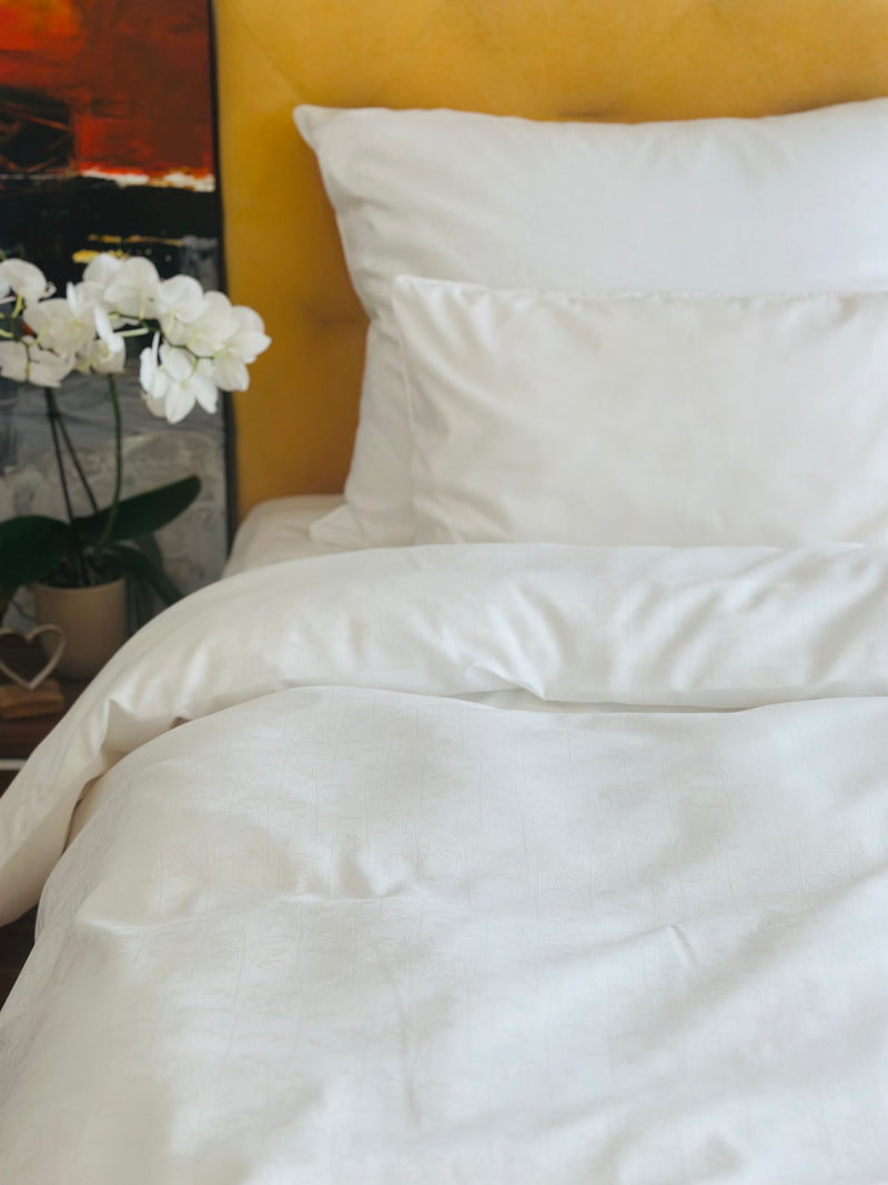 Damask go-green Bed Linen Set Bamboo White 50% Cotton 50% TENCEL Lyocell — von der Thannen Luxury Bedding