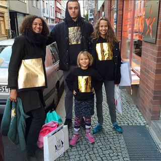 Big Square Sweater – Unisex | Relaxed Fit | Pre‑Crunched Foil