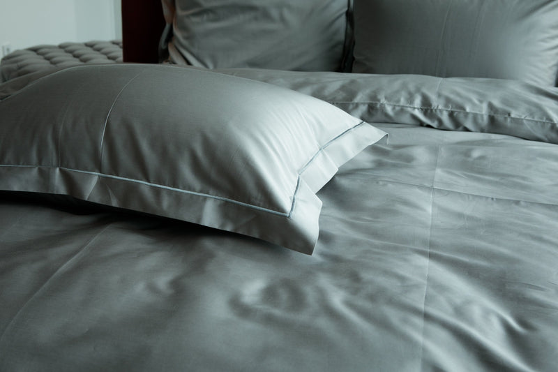 Plain Duvet Cover Set Black Sand – 100% Cotton Sateen 300 TC, Easy Iron — von der Thannen Luxury Bedding