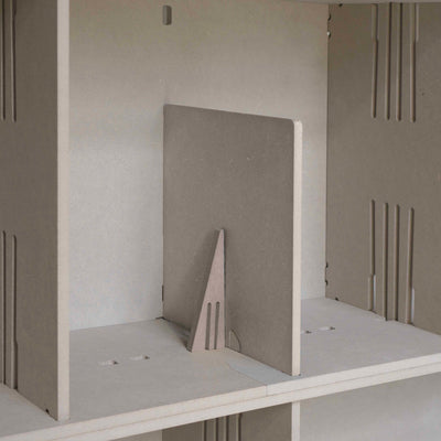 CLIPHUT Buchstütze – Modulares Designobjekt aus Holz, werkzeuglos montierbar