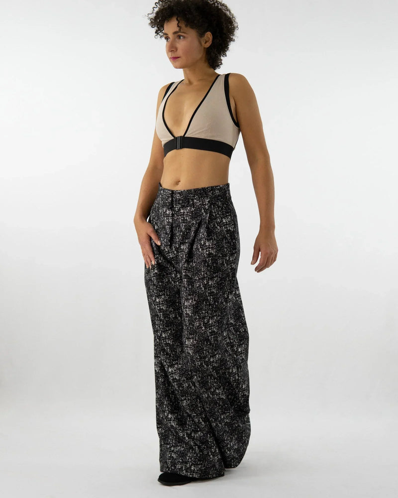 LIBA Customized Bra-Top with Back Cut-Out – Structured Jersey, Made in Berlin — Ansicht 3