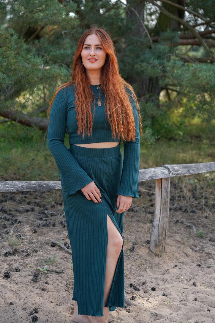Lya long skirt bottle green – Flowing cut, elastic waistband, side slit — Ansicht 6