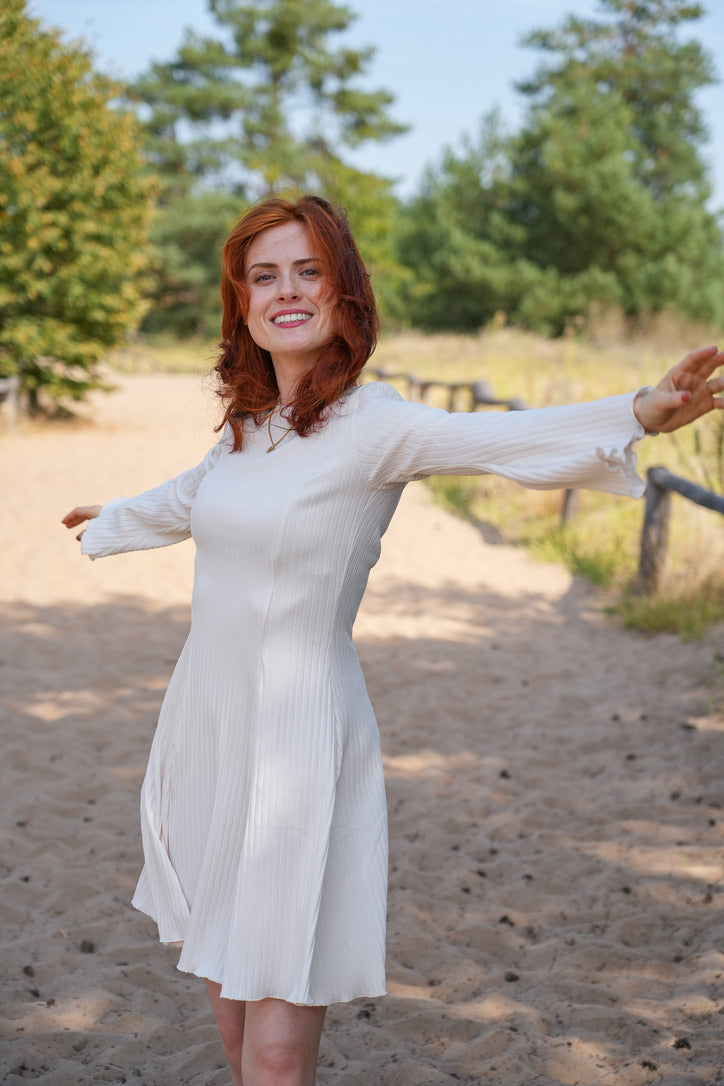 Lya Kleid Creamy White – Bio-Baumwolle B-Ware — Ansicht 9