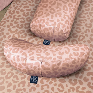 OM YA Design Yoga Bolster | Handgefertigt in Hamburg | Baumwolle Canvas mit Dinkelspelzfüllung
