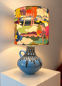 The Archive Collection: Kabellose Fohr Vasenlampe mit Lampenschirm aus Liberty-Reprint „Prospect Road“