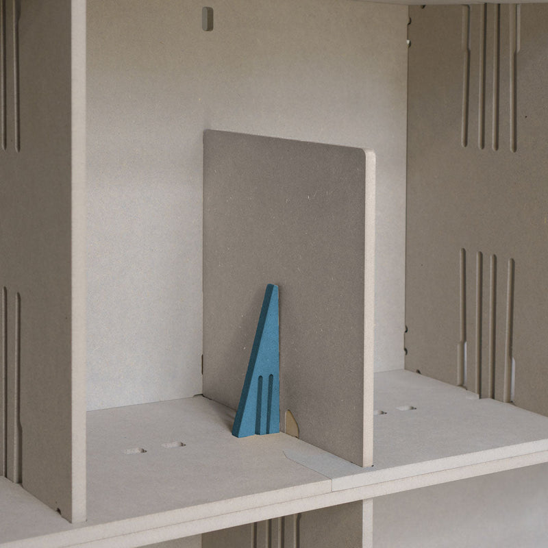 CLIPHUT Buchstütze – Modulares Designobjekt aus Holz, werkzeuglos montierbar — Ansicht 22