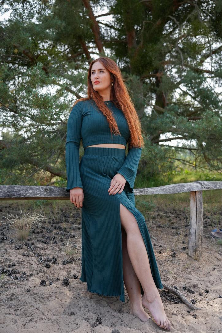 Lya long skirt bottle green – Flowing cut, elastic waistband, side slit — Ansicht 2