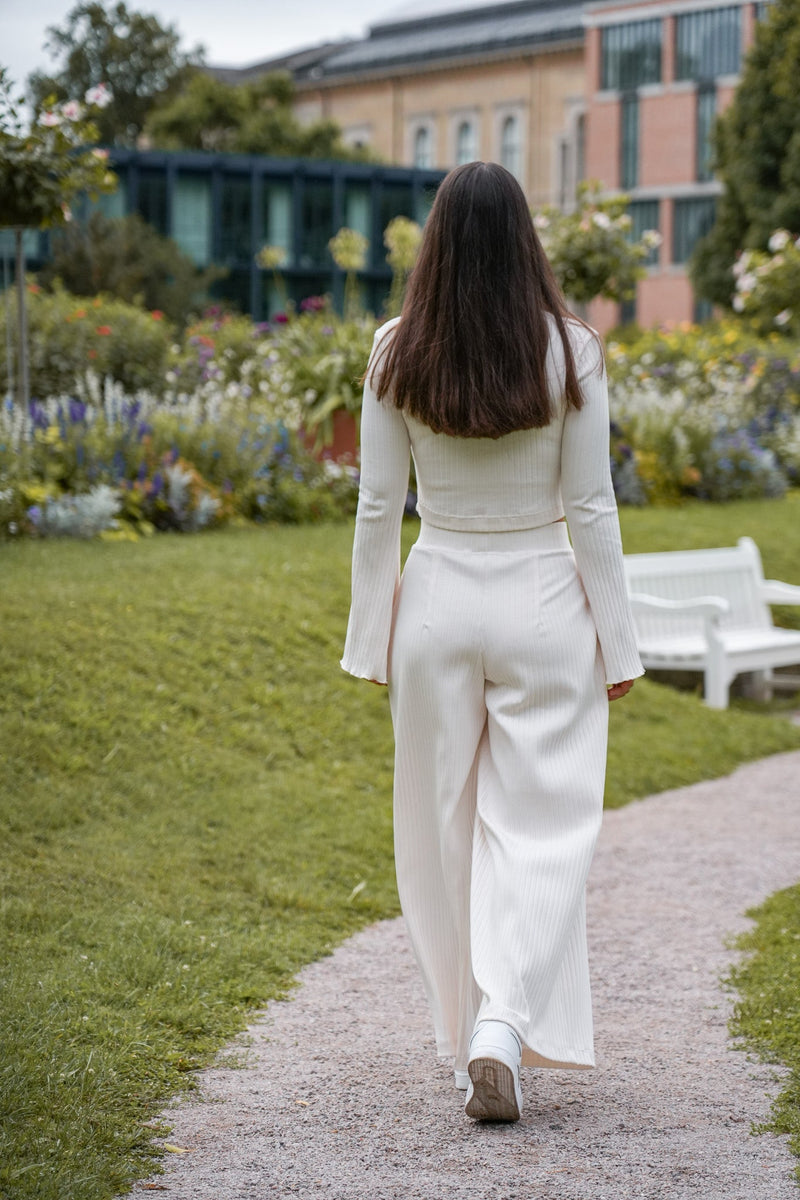 Lya Comfy Pants creamy white – Elegante Stoffhose mit elastischem Bund — Ansicht 8