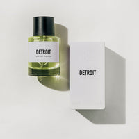 DETROIT Eau de Parfum – Unisex Duft mit Grünem Apfel & Zimt — Ansicht 4