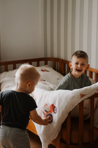 Sweet Farm Premium – Sommer auf dem Bauernhof | OEKO‑Tex Baumwolle | 135x200 cm