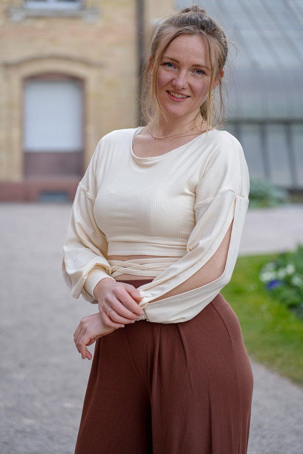 FARRAH Flower Pullover shell – Cropped Knit Pullover made from Tencel & Organic Cotton