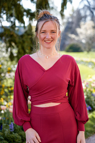 Roter Langarm-Crop-Pulli mit Wickeloptik für Damen