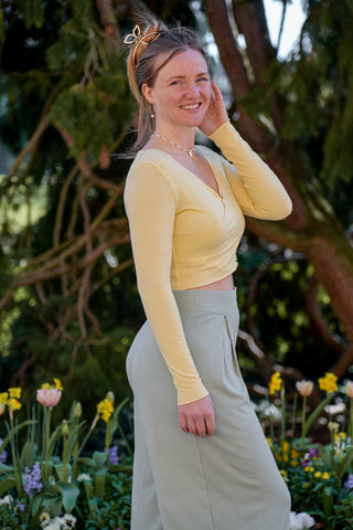 Langärmliges Oberteil mit verspielten Details