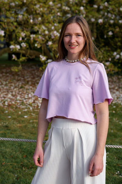 Blossom Out T-Shirt Flieder – Bio-Baumwolle, Schmetterlingsärmel, Fair Trade