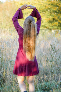 Lya Kleid Fuchsia – Bio-Baumwolle | Elegant & Feminin | Fair gefertigt — Ansicht 7