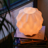 Numo 3D-Printed Table Lamp Wave Structure Warm White Light — Ansicht 8